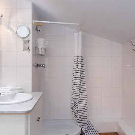 Flateli La Barca 8 Apartman *