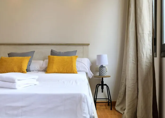 Flateli La Barca 8 Апартаменты Жирона